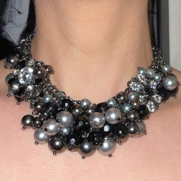 Chunky Woven Pearl & Crystal/ Rhinestone Necklace - Picture 6 of 7